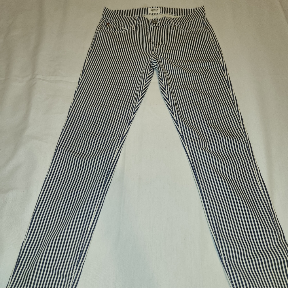 HUDSON Mid-rise Nico Super Skinny Ankle Jeans